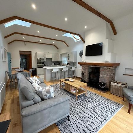 The Cottage At Ashbrook - Charming Country Cottage Near 벨파스트 외부 사진