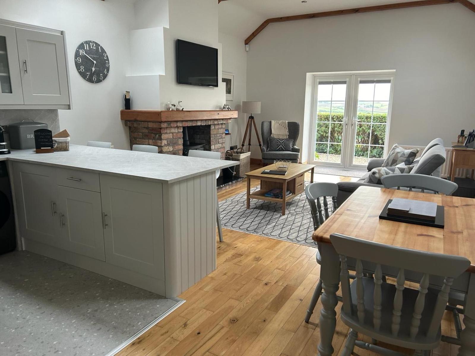 The Cottage At Ashbrook - Charming Country Cottage Near 벨파스트 외부 사진