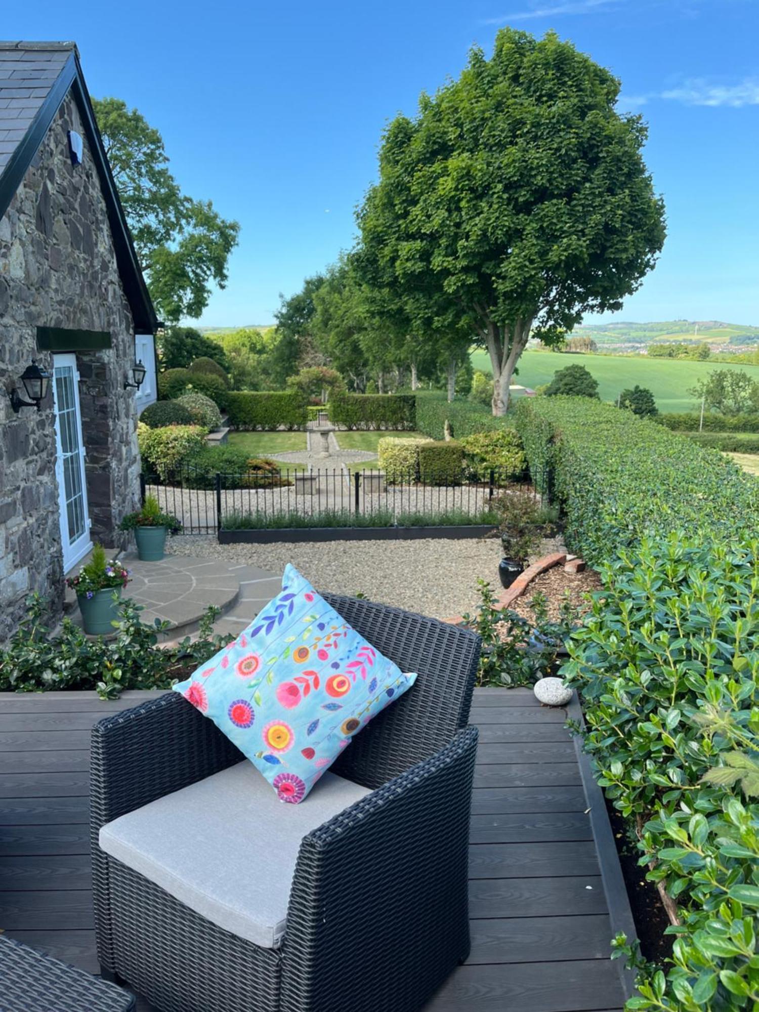 The Cottage At Ashbrook - Charming Country Cottage Near 벨파스트 외부 사진